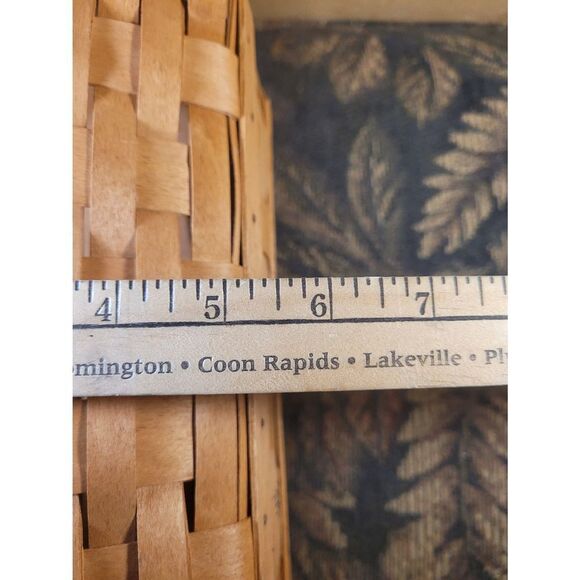 Vintage Longaberger Medium Gathering Basket with Swing Handles - Picture 11 of 11
